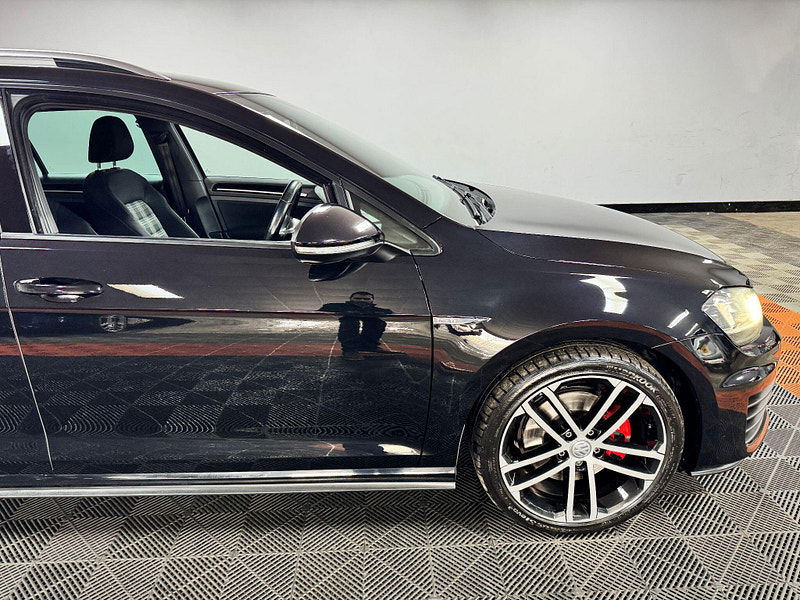 Volkswagen Golf 2.0 TDI BlueMotion Tech GTD (Nav) DSG Euro 6 (s/s) 5dr 5dr Automatic 2025