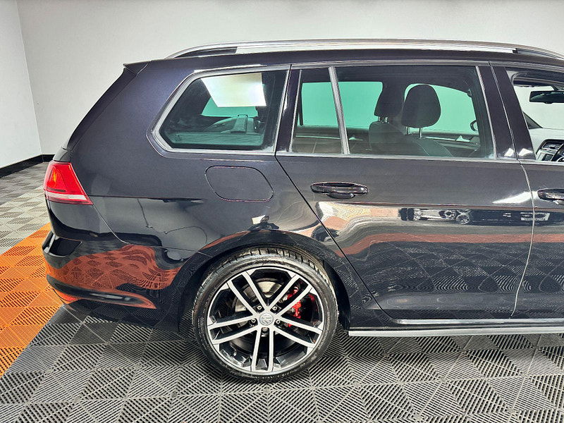 Volkswagen Golf 2.0 TDI BlueMotion Tech GTD (Nav) DSG Euro 6 (s/s) 5dr 5dr Automatic 2025