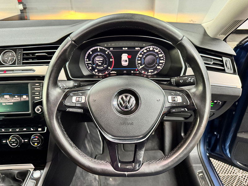 Volkswagen Passat 2.0 TDI GT Euro 6 (s/s) 4dr 4dr Manual 2025