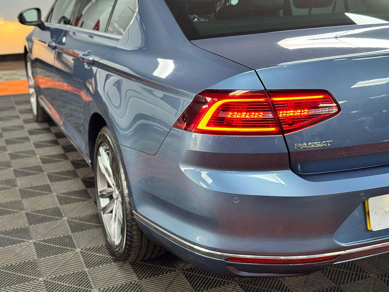 Volkswagen Passat 2.0 TDI GT Euro 6 (s/s) 4dr 4dr Manual 2025