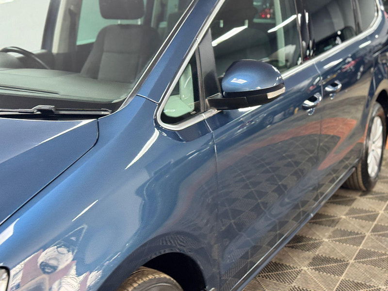 Volkswagen Sharan 2.0 TDI BlueMotion Tech SE Nav Euro 6 (s/s) 5dr 5dr Manual 2025