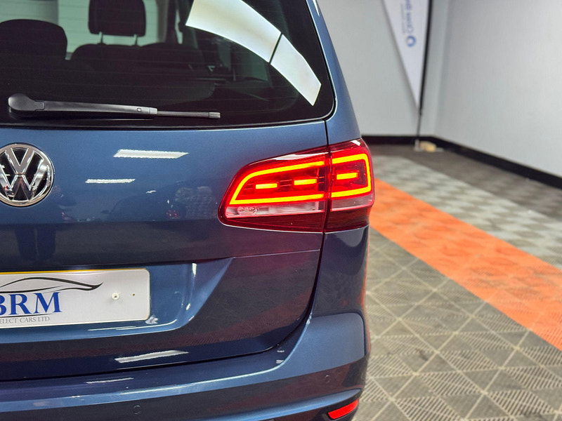 Volkswagen Sharan 2.0 TDI BlueMotion Tech SE Nav Euro 6 (s/s) 5dr 5dr Manual 2025