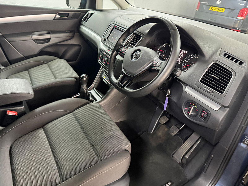 Volkswagen Sharan 2.0 TDI BlueMotion Tech SE Nav Euro 6 (s/s) 5dr 5dr Manual 2025