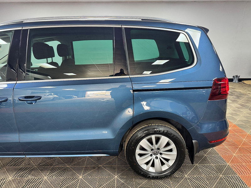 Volkswagen Sharan 2.0 TDI BlueMotion Tech SE Nav Euro 6 (s/s) 5dr 5dr Manual 2025