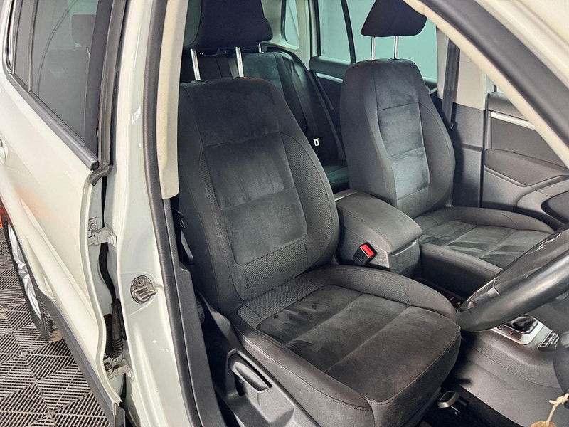 Volkswagen Tiguan 2.0 TDI BlueMotion Tech Match DSG 4WD Euro 5 (s/s) 5dr 5dr Automatic 2025