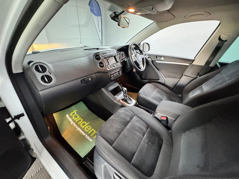 Volkswagen Tiguan 2.0 TDI BlueMotion Tech Match DSG 4WD Euro 5 (s/s) 5dr 5dr Automatic 2025