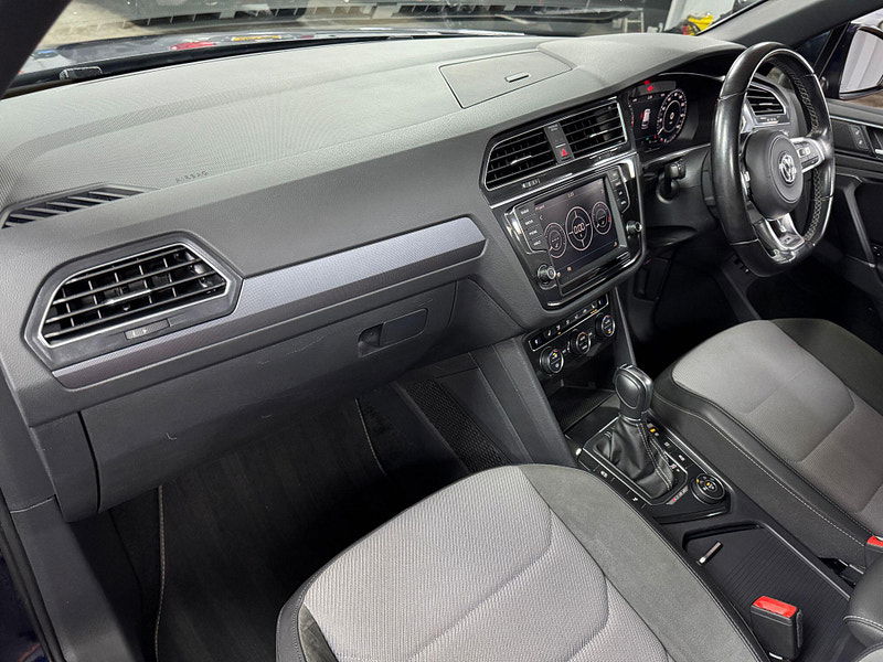 Volkswagen Tiguan 2.0 TDI BlueMotion Tech R-Line DSG 4Motion Euro 6 (s/s) 5dr 5dr Automatic 2026