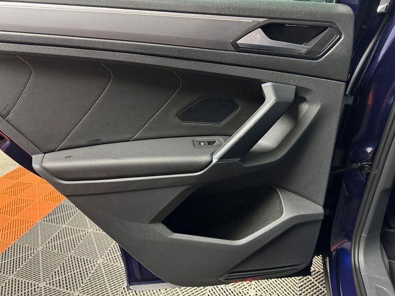 Volkswagen Tiguan 2.0 TDI BlueMotion Tech R-Line DSG 4Motion Euro 6 (s/s) 5dr 5dr Automatic 2026