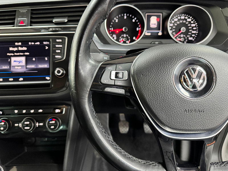 Volkswagen Tiguan 2.0 TDI BlueMotion Tech SE Euro 6 (s/s) 5dr 5dr Manual 2025