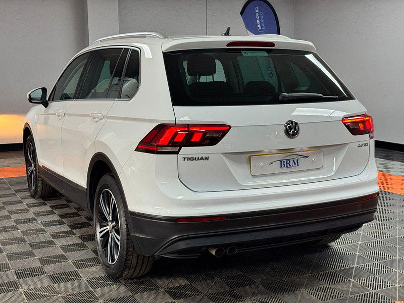 Volkswagen Tiguan 2.0 TDI BlueMotion Tech SE Euro 6 (s/s) 5dr 5dr Manual 2025