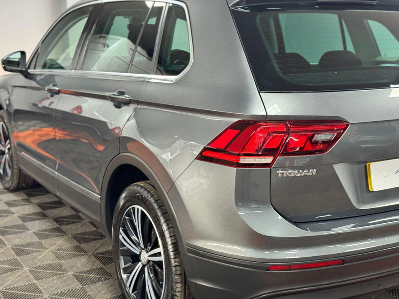 Volkswagen Tiguan 2.0 TDI SE Navigation 4Motion Euro 6 (s/s) 5dr 5dr Manual 2025