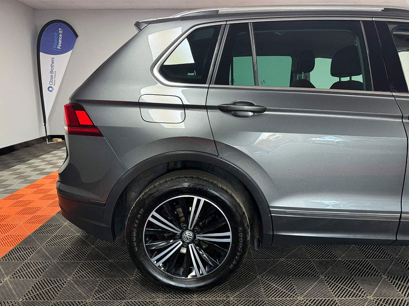 Volkswagen Tiguan 2.0 TDI SE Navigation DSG 4Motion Euro 6 (s/s) 5dr 5dr Automatic 2024