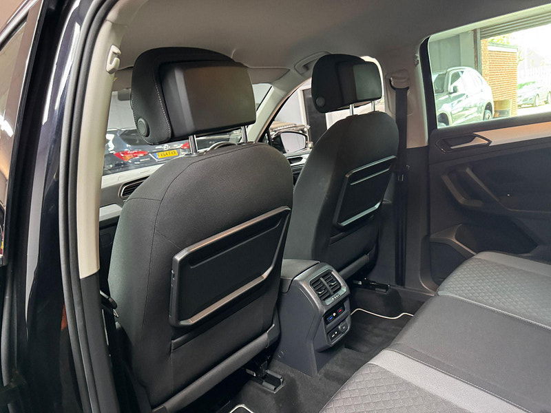 Volkswagen Tiguan 2.0 TDI SE Navigation DSG 4Motion Euro 6 (s/s) 5dr 5dr Automatic 2025