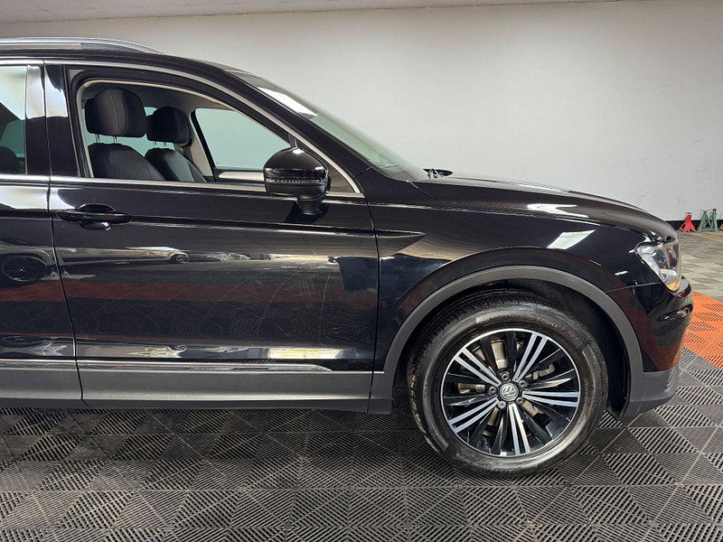 Volkswagen Tiguan 2.0 TDI SE Navigation DSG 4Motion Euro 6 (s/s) 5dr 5dr Automatic 2025