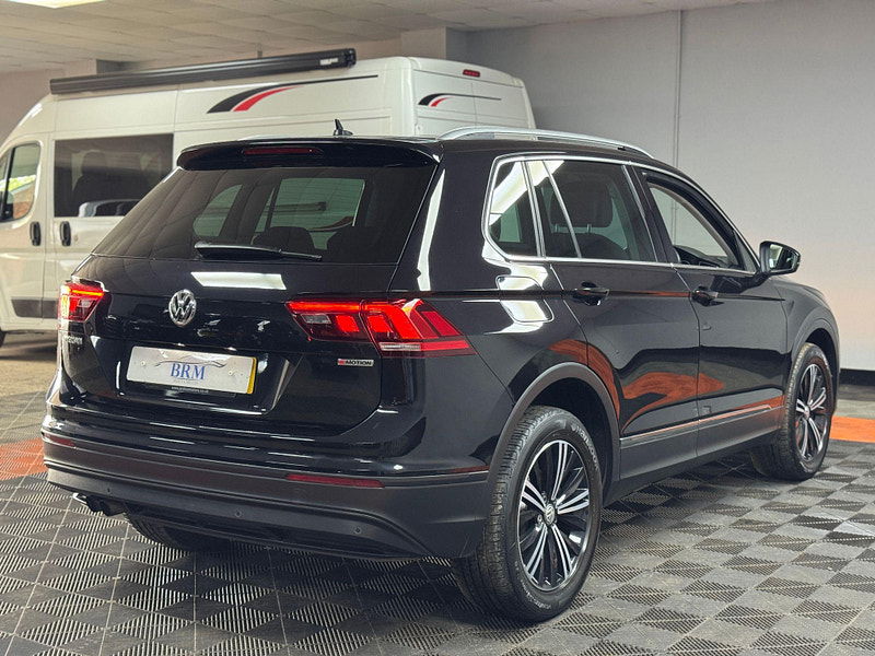 Volkswagen Tiguan 2.0 TDI SE Navigation DSG 4Motion Euro 6 (s/s) 5dr 5dr Automatic 2025