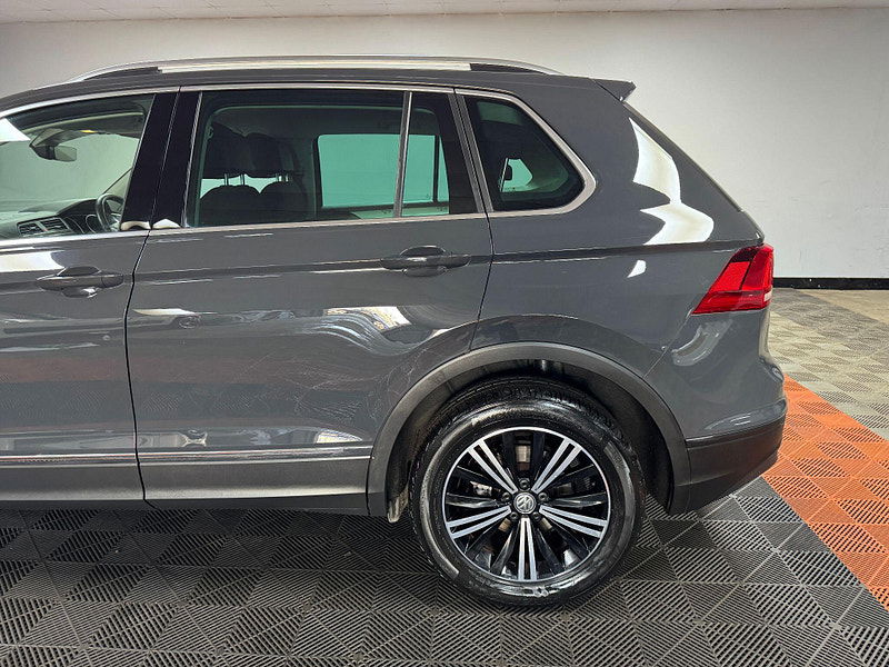 Volkswagen Tiguan 2.0 TDI SE Navigation DSG 4Motion Euro 6 (s/s) 5dr 5dr Automatic 2025