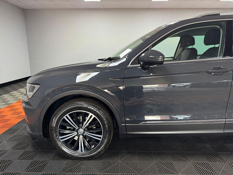 Volkswagen Tiguan 2.0 TDI SE Navigation DSG 4Motion Euro 6 (s/s) 5dr 5dr Automatic 2025
