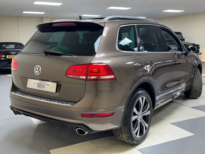 Volkswagen Touareg 3.0 TDI V6 BlueMotion Tech R-Line Tiptronic 4WD Euro 5 (s/s) 5dr 5dr Automatic 2024