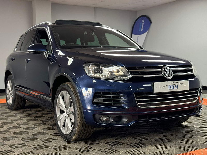 Volkswagen Touareg 3.0 TDI V6 BlueMotion Tech R-Line Tiptronic 4WD Euro 5 (s/s) 5dr 5dr Automatic 2024