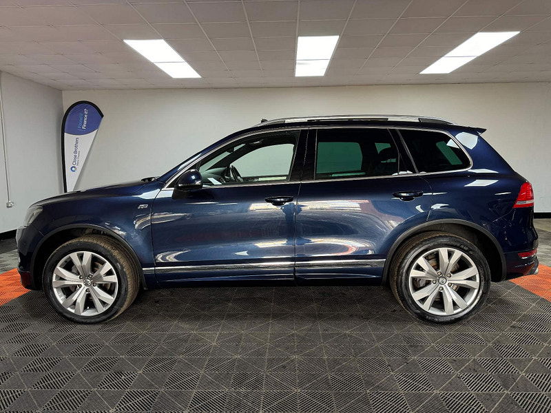 Volkswagen Touareg 3.0 TDI V6 BlueMotion Tech R-Line Tiptronic 4WD Euro 5 (s/s) 5dr 5dr Automatic 2024