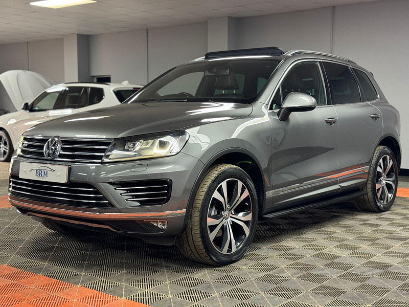 Volkswagen Touareg 3.0 TDI V6 BlueMotion Tech R-Line Tiptronic 4WD Euro 6 (s/s) 5dr 5dr Automatic 2024