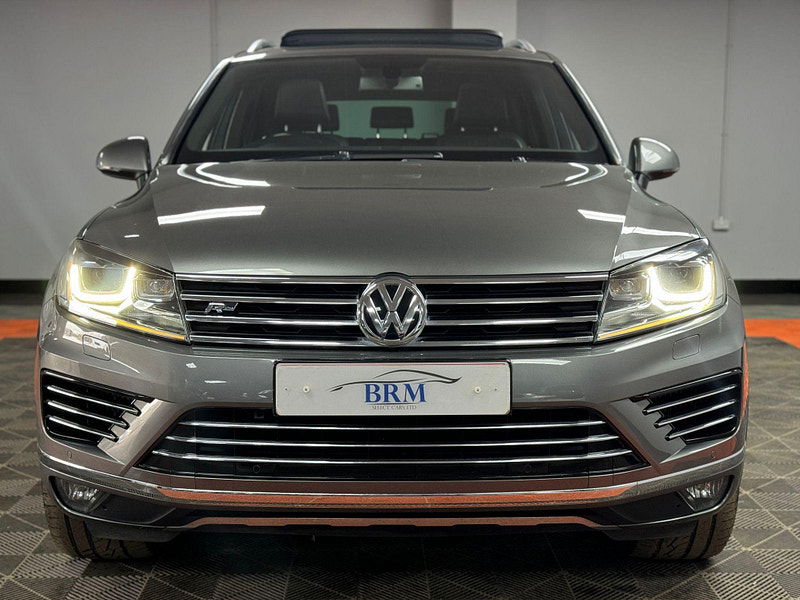 Volkswagen Touareg 3.0 TDI V6 BlueMotion Tech R-Line Tiptronic 4WD Euro 6 (s/s) 5dr 5dr Automatic 2024