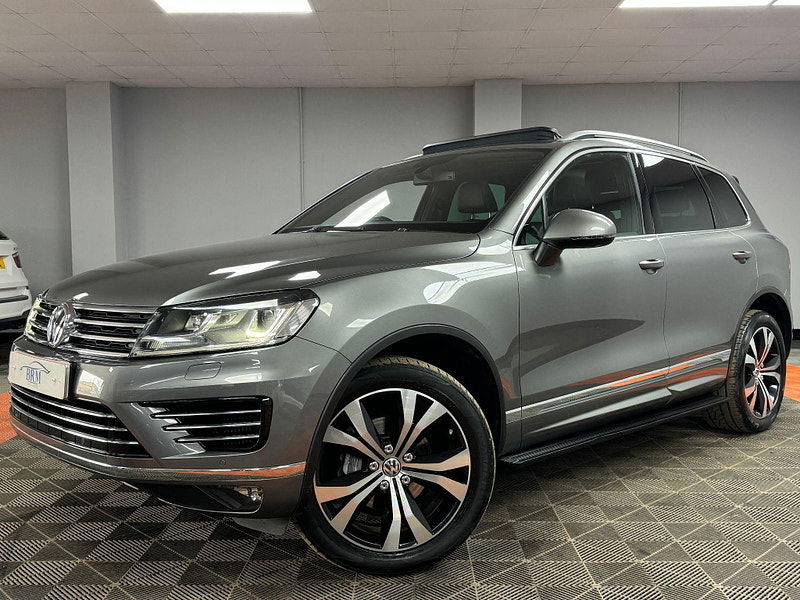 Volkswagen Touareg 3.0 TDI V6 BlueMotion Tech R-Line Tiptronic 4WD Euro 6 (s/s) 5dr 5dr Automatic 2024