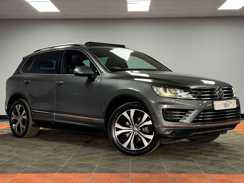 Volkswagen Touareg 3.0 TDI V6 BlueMotion Tech R-Line Tiptronic 4WD Euro 6 (s/s) 5dr 5dr Automatic 2024