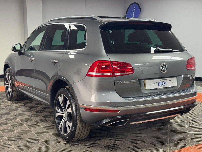 Volkswagen Touareg 3.0 TDI V6 BlueMotion Tech R-Line Tiptronic 4WD Euro 6 (s/s) 5dr 5dr Automatic 2025