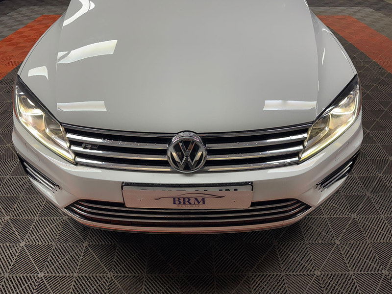 Volkswagen Touareg 3.0 TDI V6 BlueMotion Tech R-Line Tiptronic 4WD Euro 6 (s/s) 5dr 5dr Automatic 2025