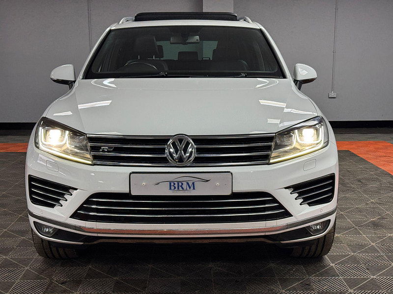 Volkswagen Touareg 3.0 TDI V6 BlueMotion Tech R-Line Tiptronic 4WD Euro 6 (s/s) 5dr 5dr Automatic 2025