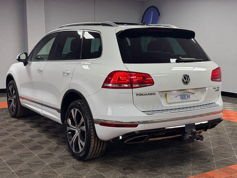 Volkswagen Touareg 3.0 TDI V6 BlueMotion Tech R-Line Tiptronic 4WD Euro 6 (s/s) 5dr 5dr Automatic 2025