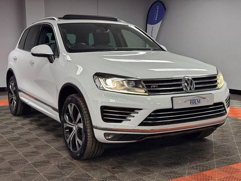 Volkswagen Touareg 3.0 TDI V6 BlueMotion Tech R-Line Tiptronic 4WD Euro 6 (s/s) 5dr 5dr Automatic 2025