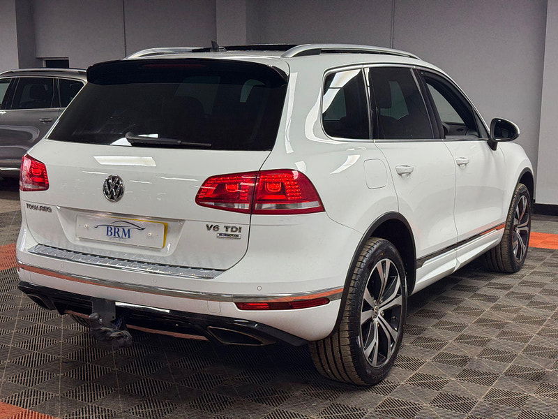 Volkswagen Touareg 3.0 TDI V6 BlueMotion Tech R-Line Tiptronic 4WD Euro 6 (s/s) 5dr 5dr Automatic 2025