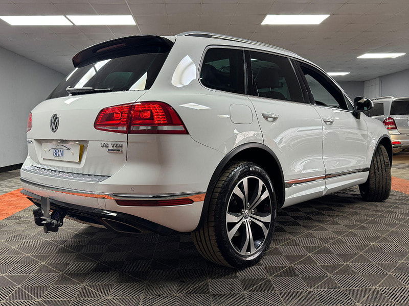 Volkswagen Touareg 3.0 TDI V6 BlueMotion Tech R-Line Tiptronic 4WD Euro 6 (s/s) 5dr 5dr Automatic 2025