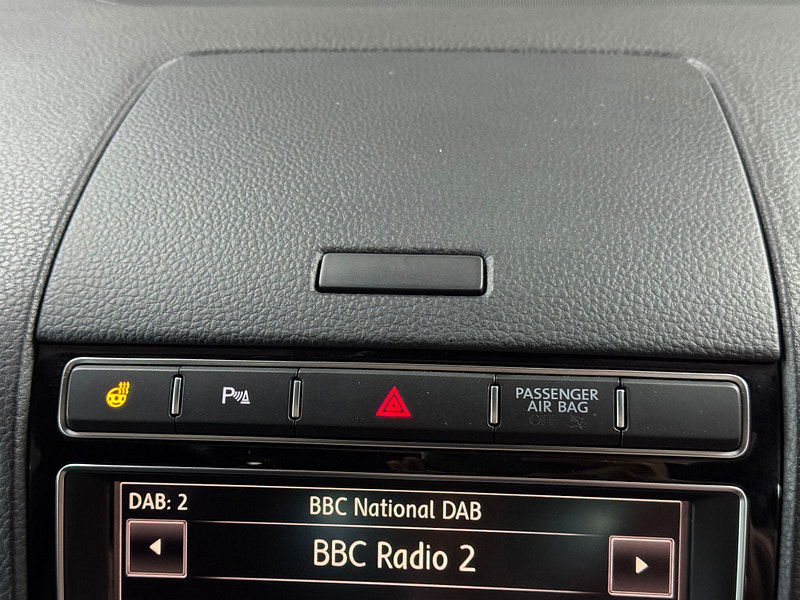 Volkswagen Touareg 3.0 TDI V6 BlueMotion Tech R-Line Tiptronic 4WD Euro 6 (s/s) 5dr 5dr Automatic 2025