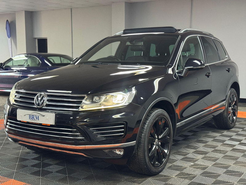 Volkswagen Touareg 3.0 TDI V6 BlueMotion Tech R-Line Tiptronic 4WD Euro 6 (s/s) 5dr 5dr Automatic 2025