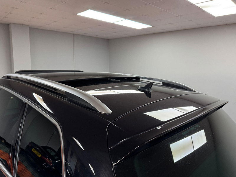 Volkswagen Touareg 3.0 TDI V6 BlueMotion Tech R-Line Tiptronic 4WD Euro 6 (s/s) 5dr 5dr Automatic 2025