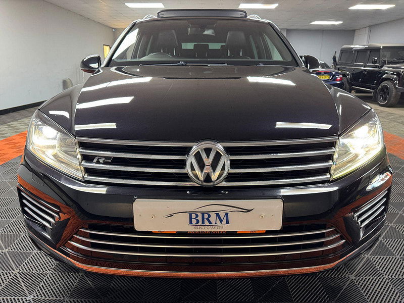 Volkswagen Touareg 3.0 TDI V6 BlueMotion Tech R-Line Tiptronic 4WD Euro 6 (s/s) 5dr 5dr Automatic 2025