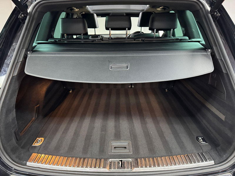 Volkswagen Touareg 3.0 TDI V6 BlueMotion Tech R-Line Tiptronic 4WD Euro 6 (s/s) 5dr 5dr Automatic 2025