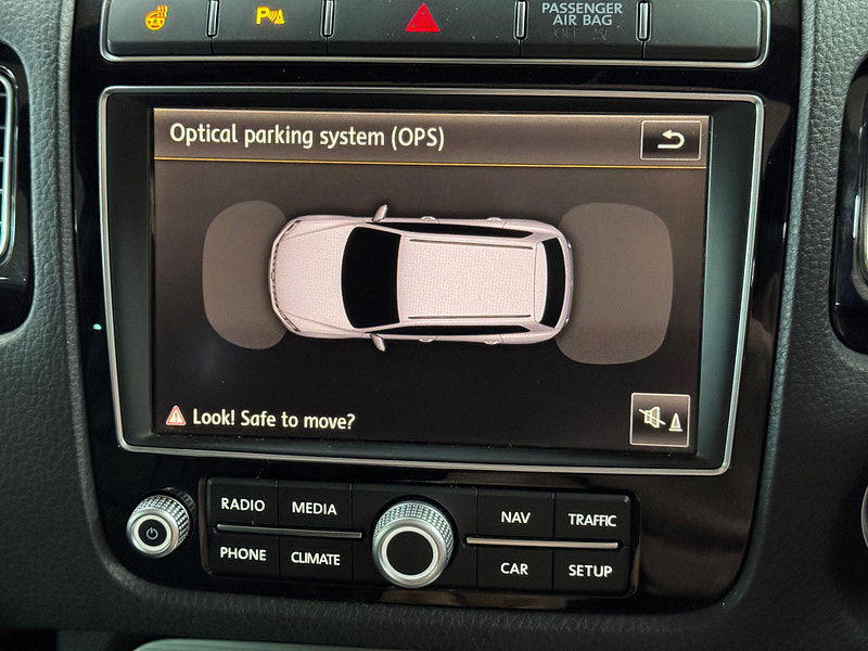 Volkswagen Touareg 3.0 TDI V6 BlueMotion Tech R-Line Tiptronic 4WD Euro 6 (s/s) 5dr 5dr Automatic 2025