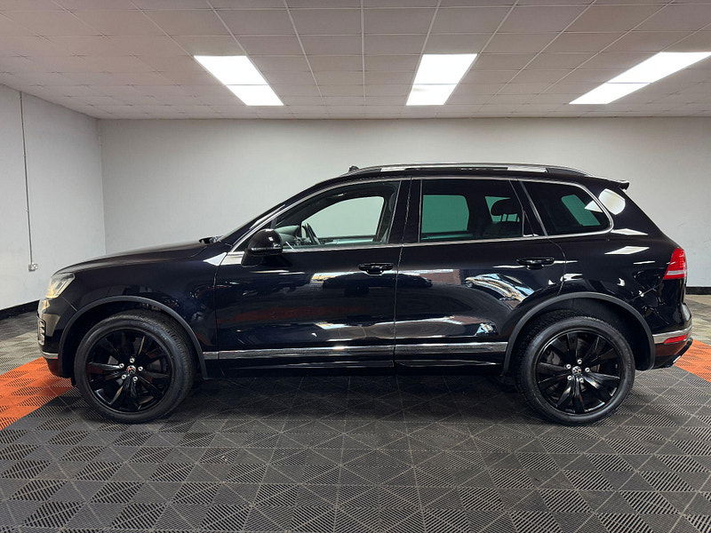 Volkswagen Touareg 3.0 TDI V6 BlueMotion Tech R-Line Tiptronic 4WD Euro 6 (s/s) 5dr 5dr Automatic 2025