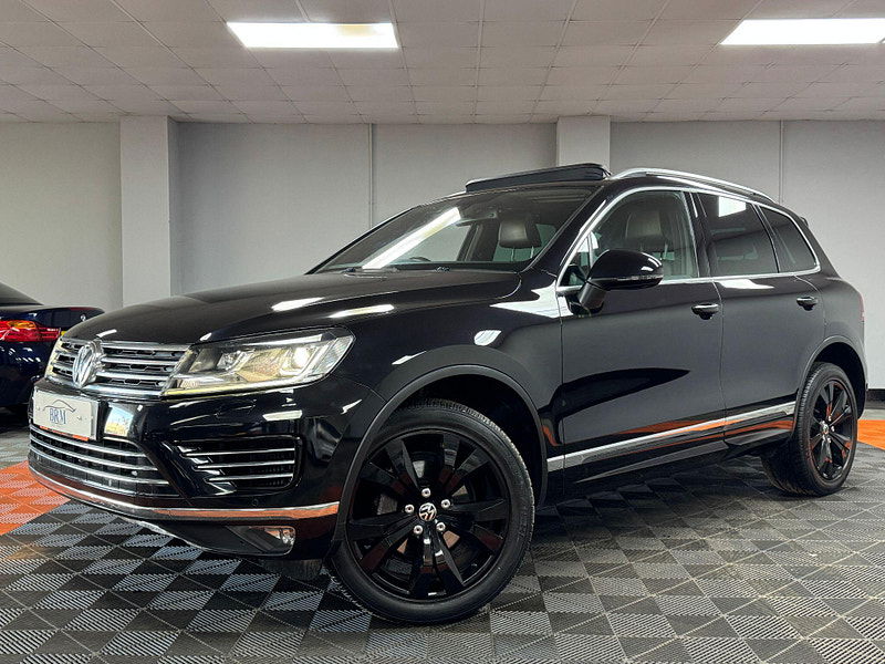 Volkswagen Touareg 3.0 TDI V6 BlueMotion Tech R-Line Tiptronic 4WD Euro 6 (s/s) 5dr 5dr Automatic 2025