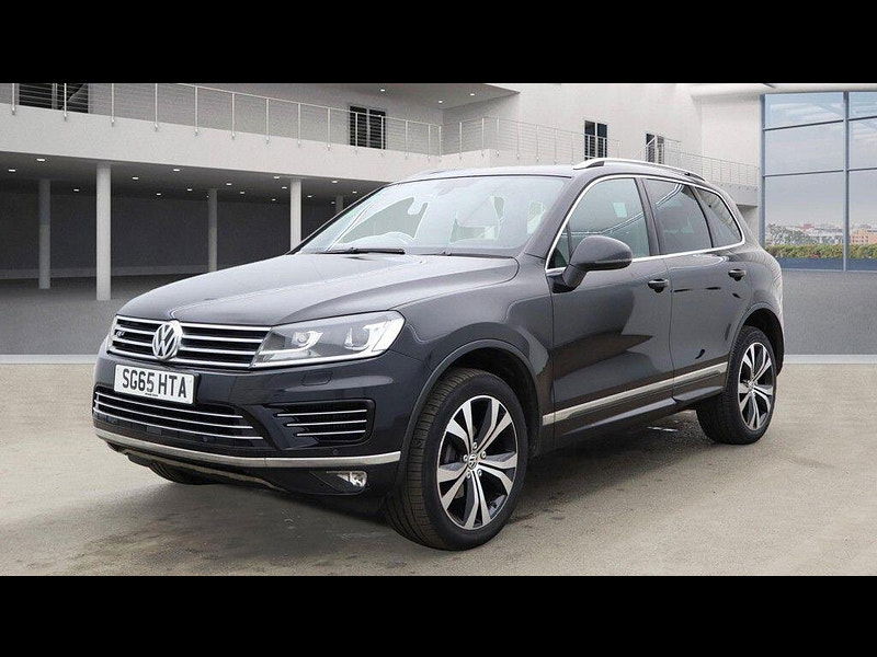 Volkswagen Touareg 3.0 TDI V6 BlueMotion Tech R-Line Tiptronic 4WD Euro 6 (s/s) 5dr 5dr Automatic 2025