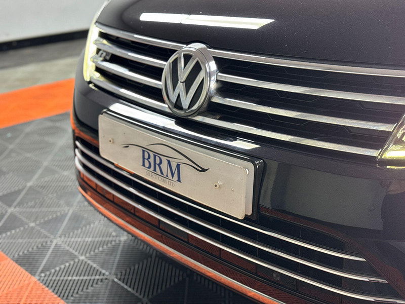 Volkswagen Touareg 3.0 TDI V6 BlueMotion Tech R-Line Tiptronic 4WD Euro 6 (s/s) 5dr 5dr Automatic 2025