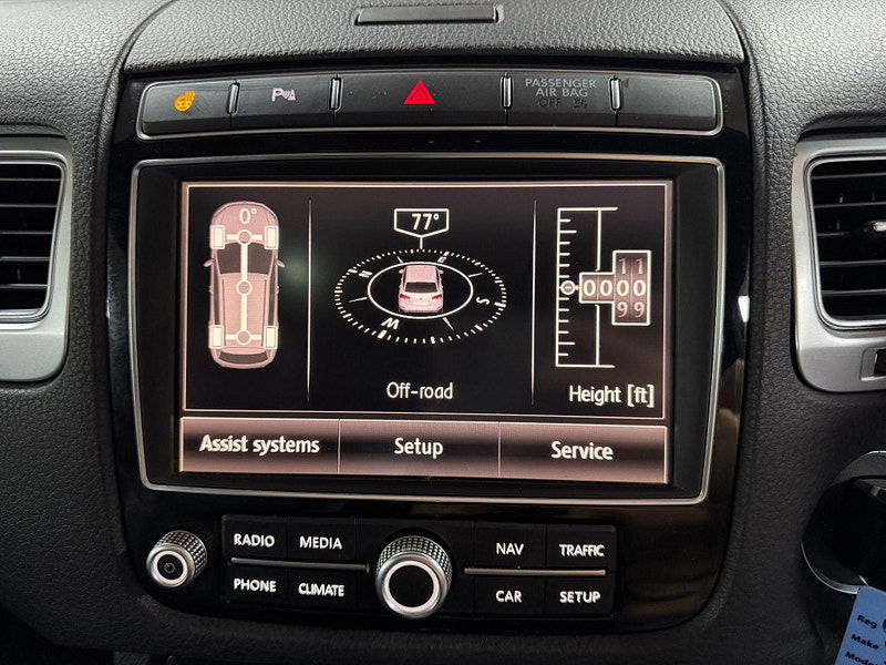 Volkswagen Touareg 3.0 TDI V6 BlueMotion Tech R-Line Tiptronic 4WD Euro 6 (s/s) 5dr 5dr Automatic 2025