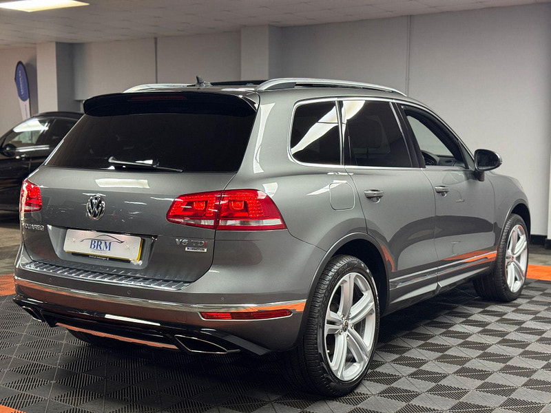 Volkswagen Touareg 3.0 TDI V6 BlueMotion Tech R-Line Tiptronic 4WD Euro 6 (s/s) 5dr 5dr Automatic 2025