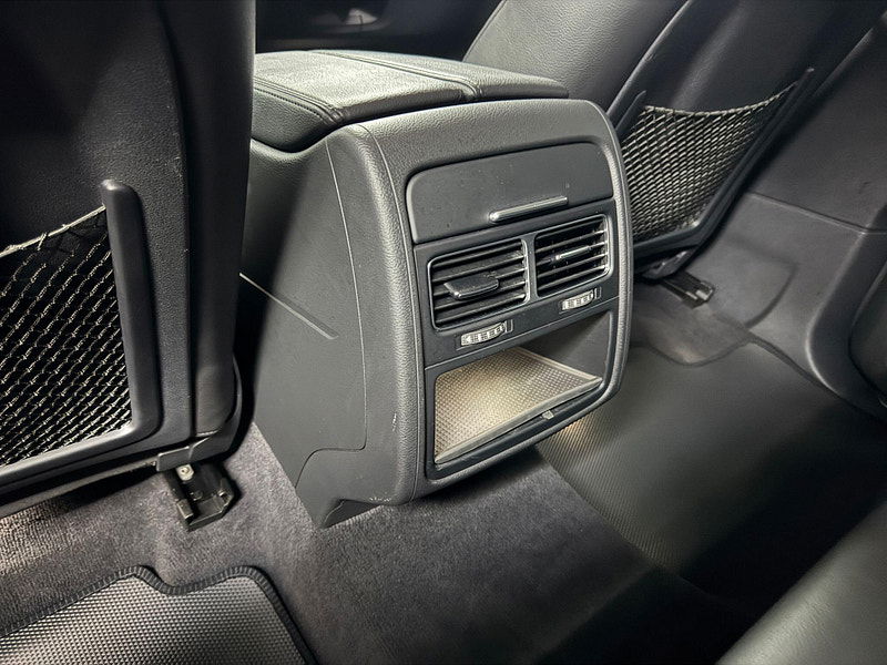 Volkswagen Touareg 3.0 TDI V6 BlueMotion Tech R-Line Tiptronic 4WD Euro 6 (s/s) 5dr 5dr Automatic 2025