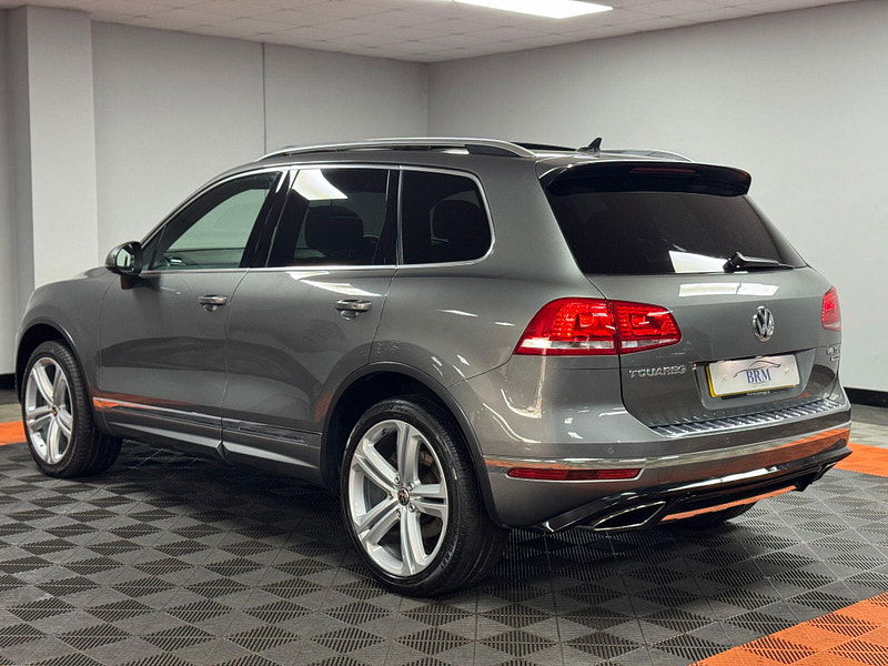 Volkswagen Touareg 3.0 TDI V6 BlueMotion Tech R-Line Tiptronic 4WD Euro 6 (s/s) 5dr 5dr Automatic 2025