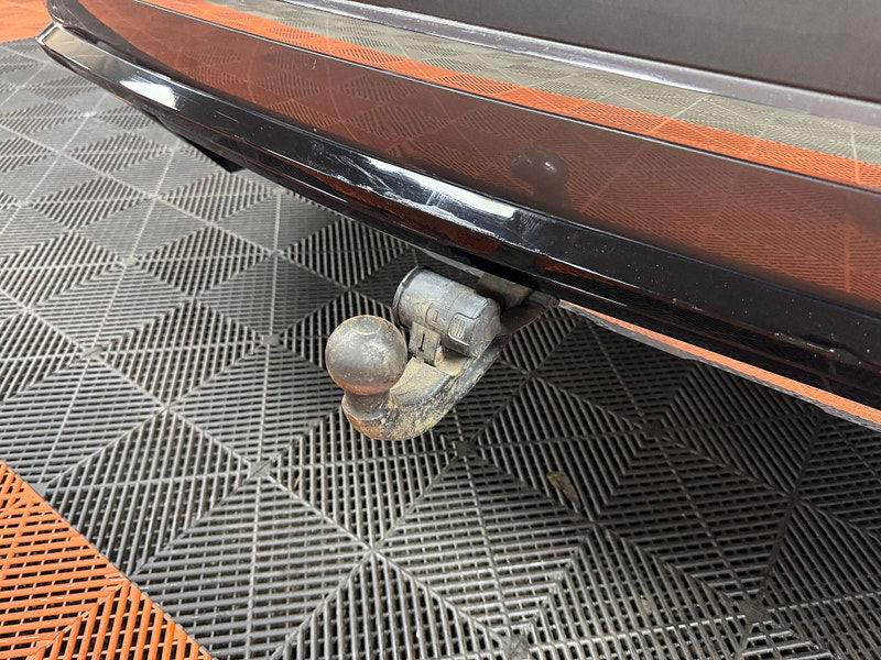 Volkswagen Touareg 3.0 TDI V6 BlueMotion Tech R-Line Tiptronic 4WD Euro 6 (s/s) 5dr 5dr Automatic 2025